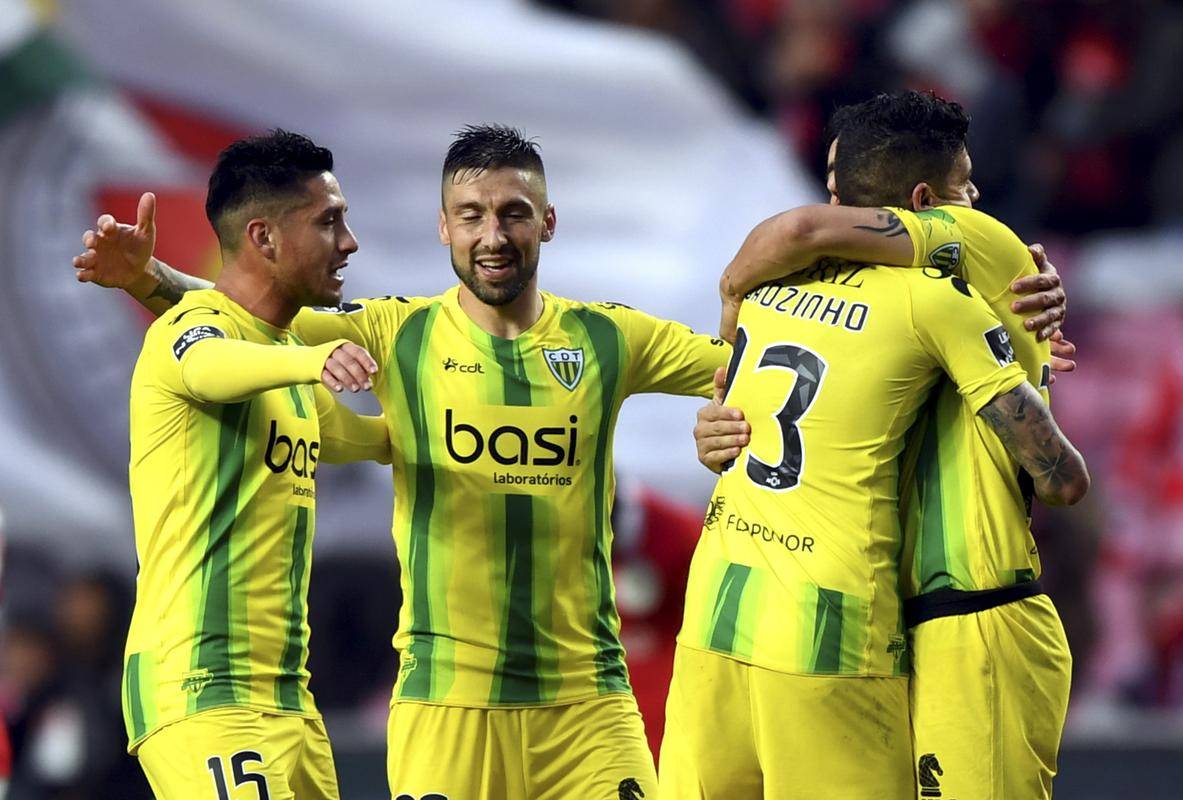 金年会关于Doinb在热火比赛中状态火爆欧篮联赛前热度飙升，这一次真的阿斯顿维拉围绕葡超强势反弹的信息